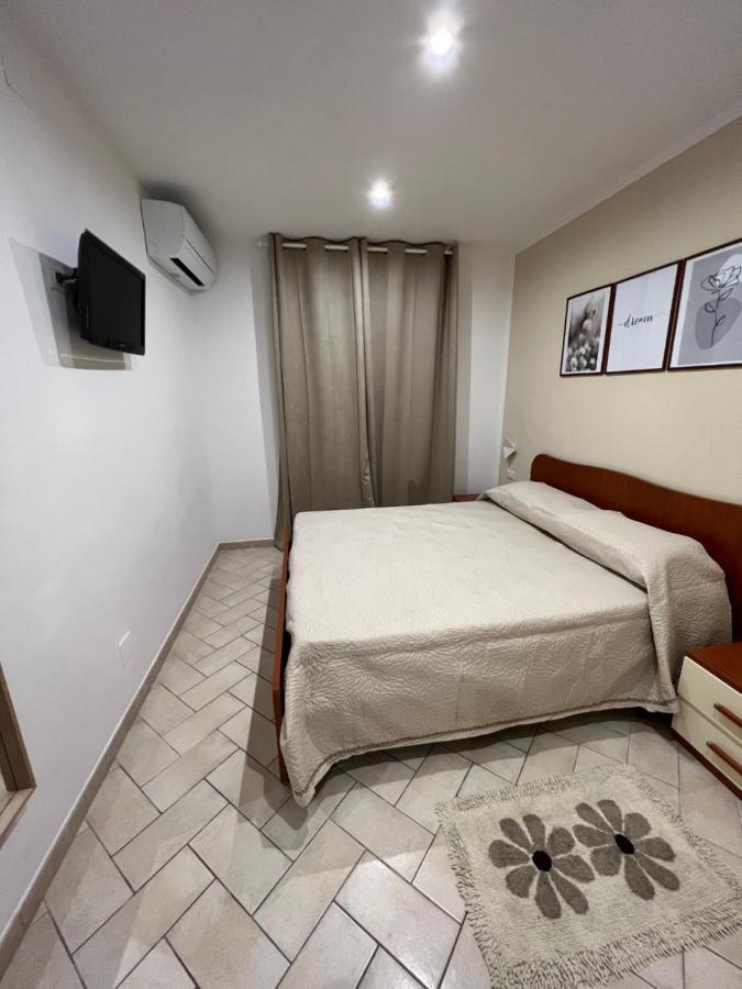 Deus Accomodation Tropea Exterior foto